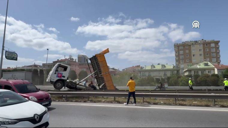 Damperli kamyon böyle şaha kalktı! Görenler şaştı kaldı - Resim: 16